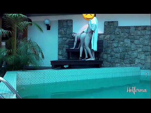 ❤️ Boss invita a cameriera à a piscina, ma ùn pudia resiste à un caldu ️ Solo porno à porn co.analizatorkrovi.ru