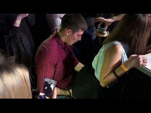 ❤️ Sessu reale in una discoteca russa. Una ragazza russa di 18 anni in l'anu è a vagina scopata in una discoteca ️ Solo porno à porn co.analizatorkrovi.ru